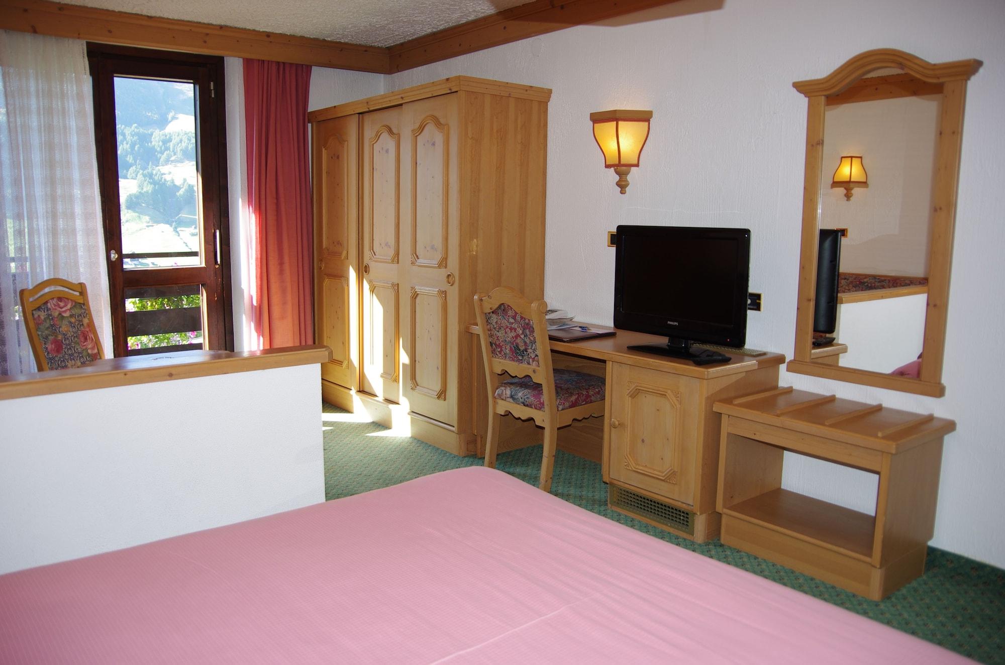 Hotel Intermonti Livigno Luaran gambar
