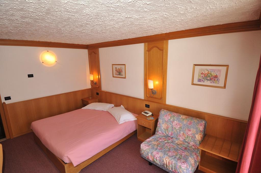 Hotel Intermonti Livigno Luaran gambar