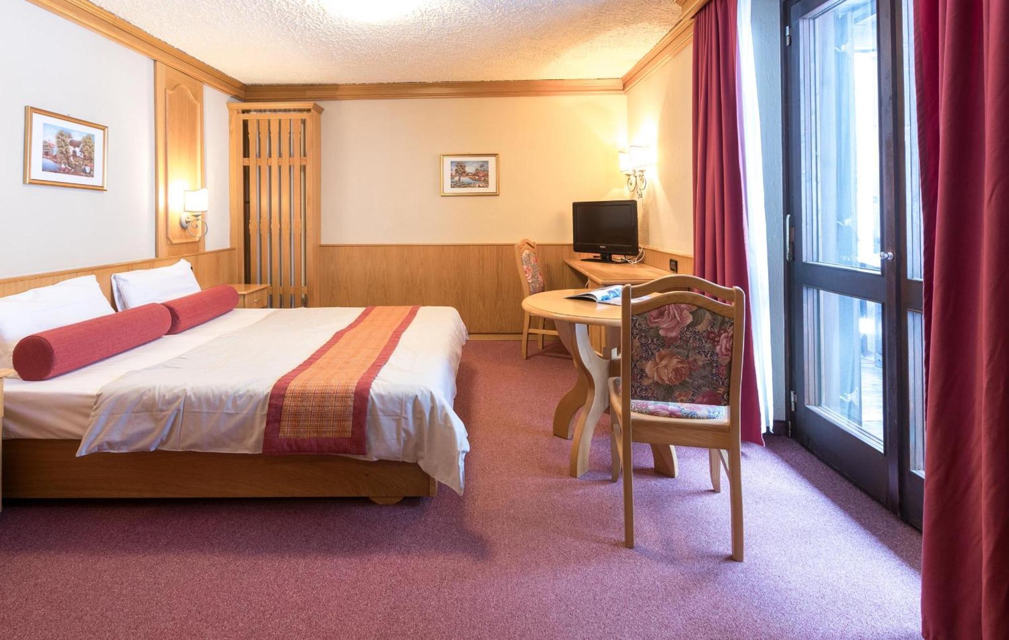 Hotel Intermonti Livigno Luaran gambar