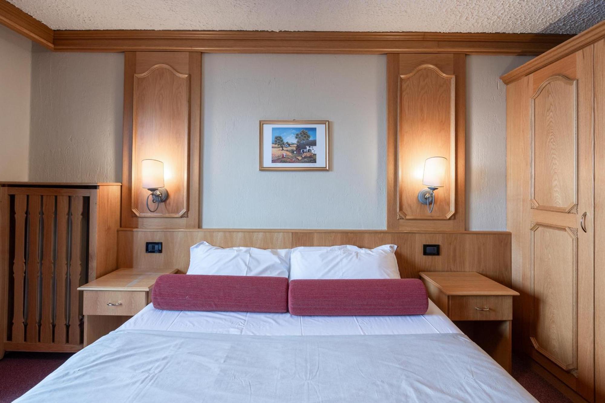 Hotel Intermonti Livigno Bilik gambar
