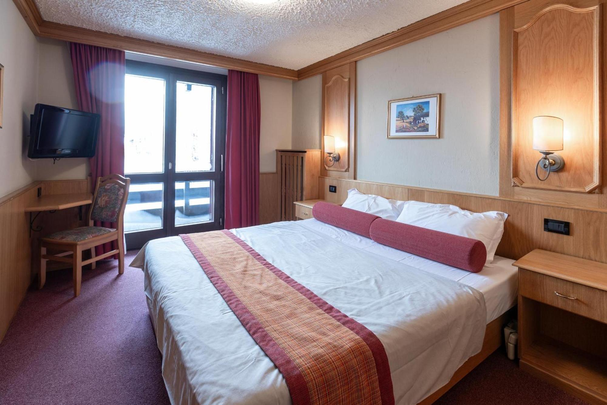 Hotel Intermonti Livigno Bilik gambar
