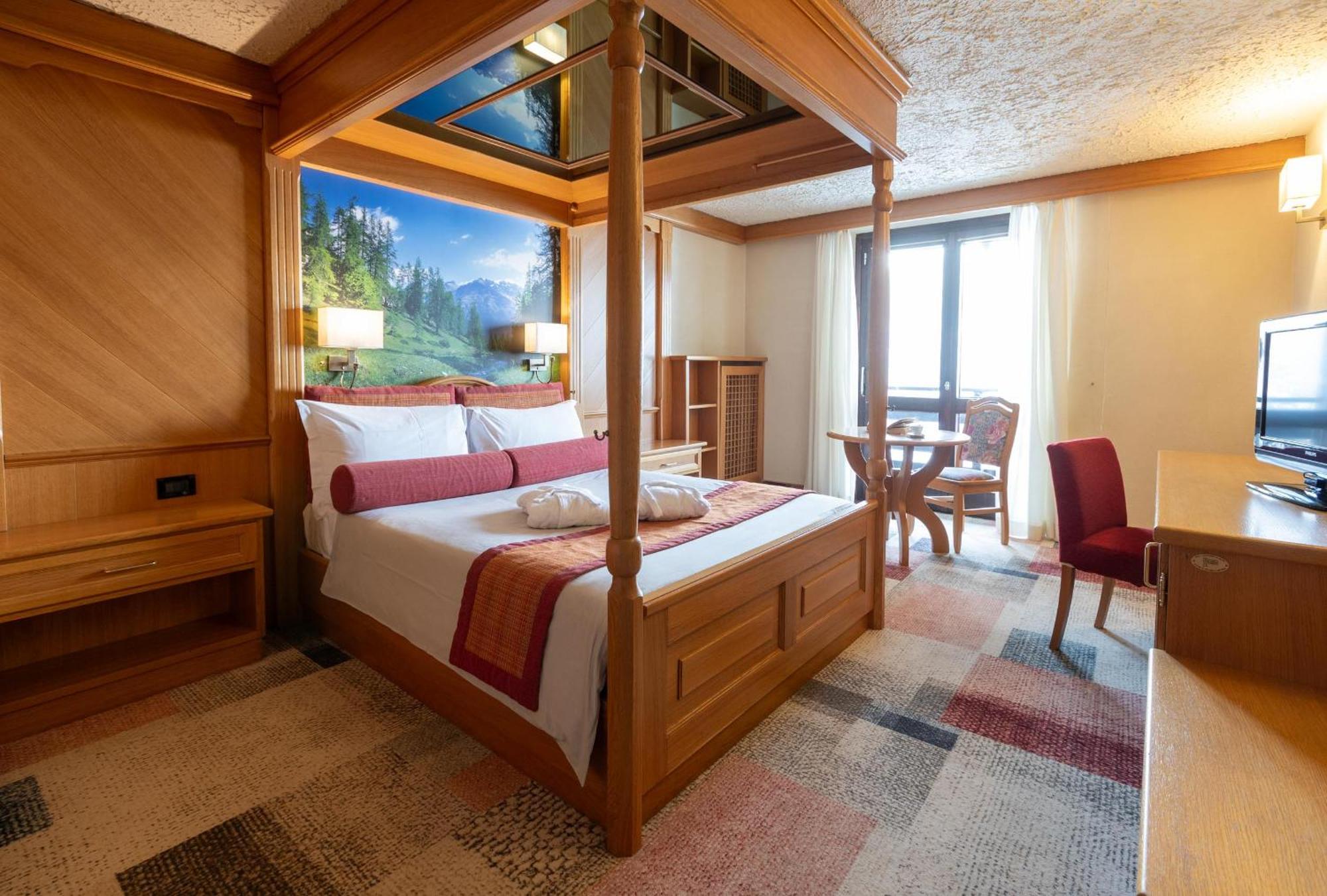 Hotel Intermonti Livigno Luaran gambar