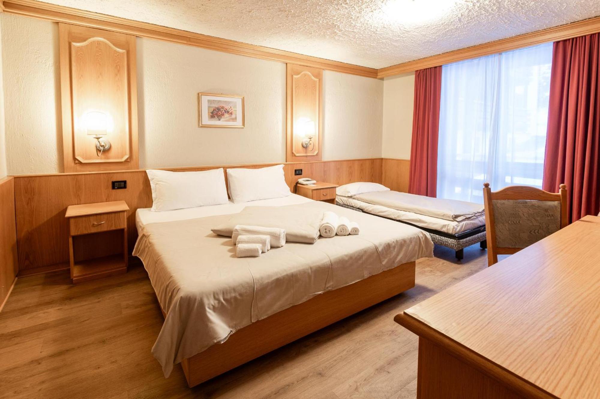 Hotel Intermonti Livigno Bilik gambar